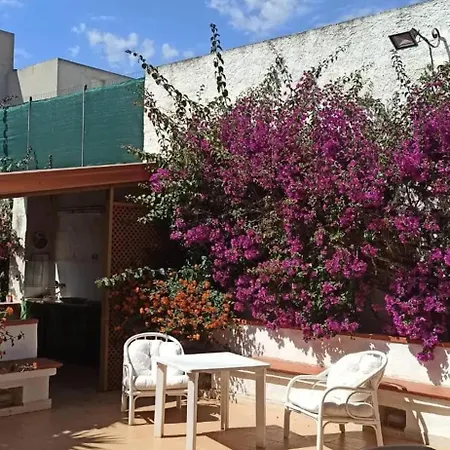 Charming House In With Private Garden Feriehus Marsala