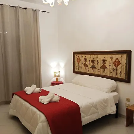 Charming House In With Private Garden Dom wakacyjny *