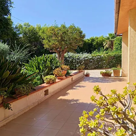 Feriehus Charming House In With Private Garden Marsala